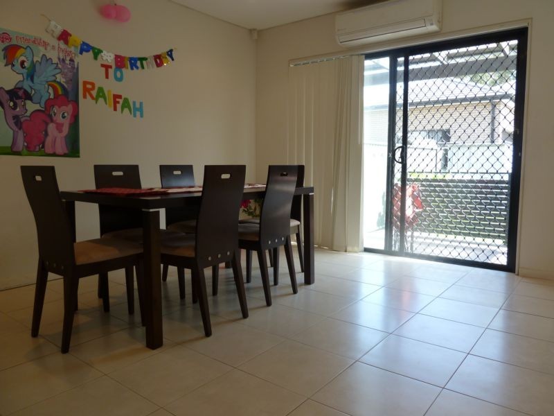 2/49-51 Old Kent Road, Greenacre NSW 2190