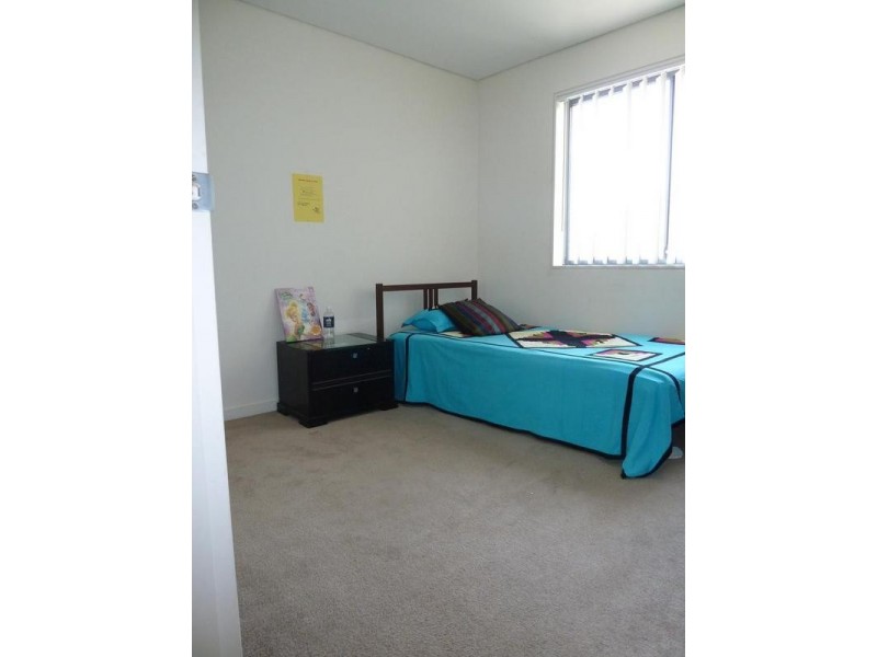 2/49-51 Old Kent Road, Greenacre NSW 2190