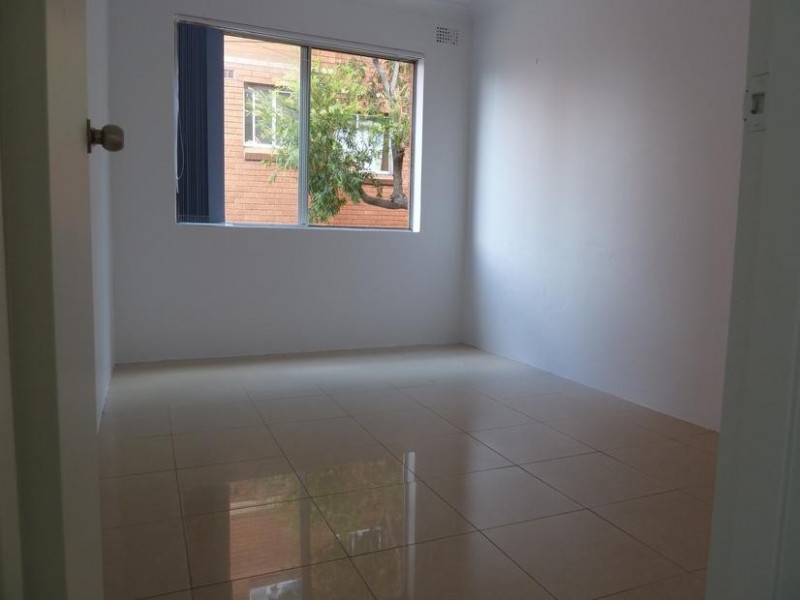 2/52 Macdonald Street, Lakemba NSW 2195