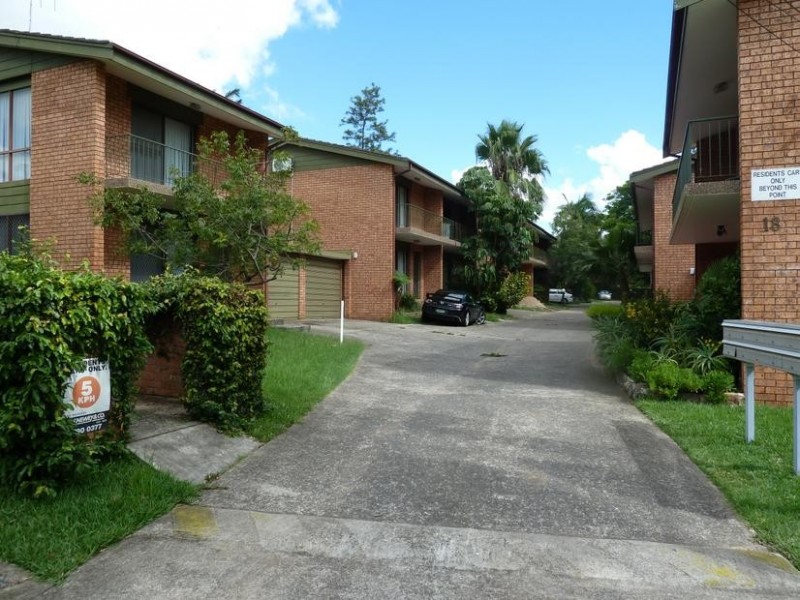 3/18-20 CHISWICK RD, Greenacre NSW 2190