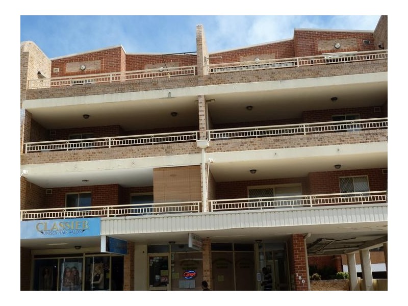 8/180 HALDON ST, Lakemba NSW 2195