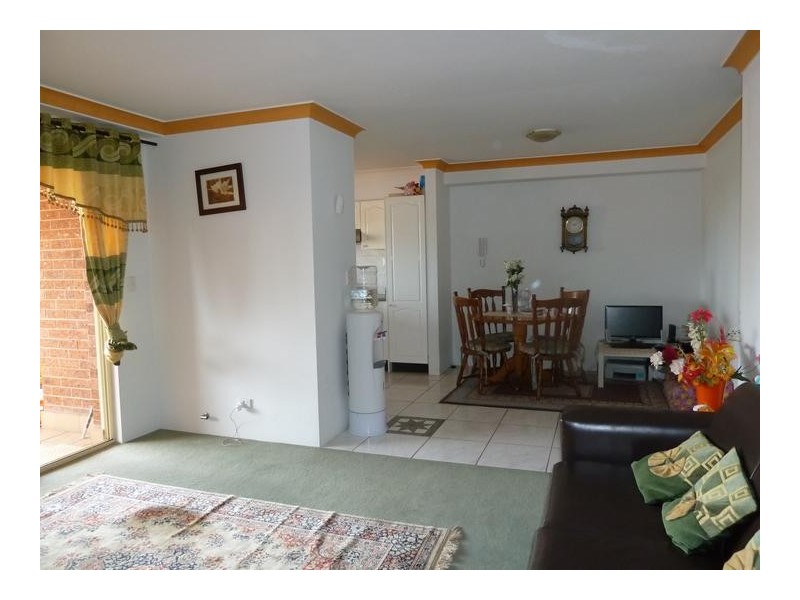 8/180 HALDON ST, Lakemba NSW 2195