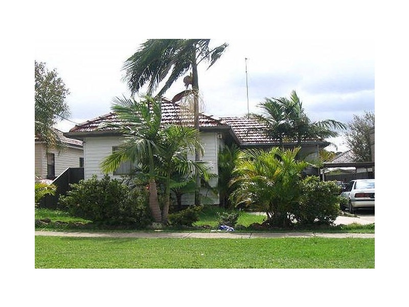 9 LIMA ST, Greenacre NSW 2190