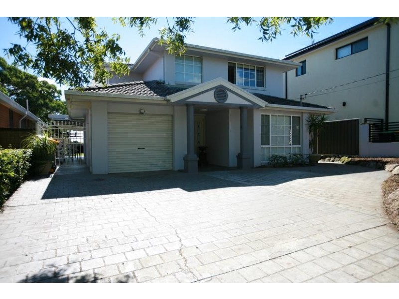 93 BANKSIA RD, Greenacre NSW 2190