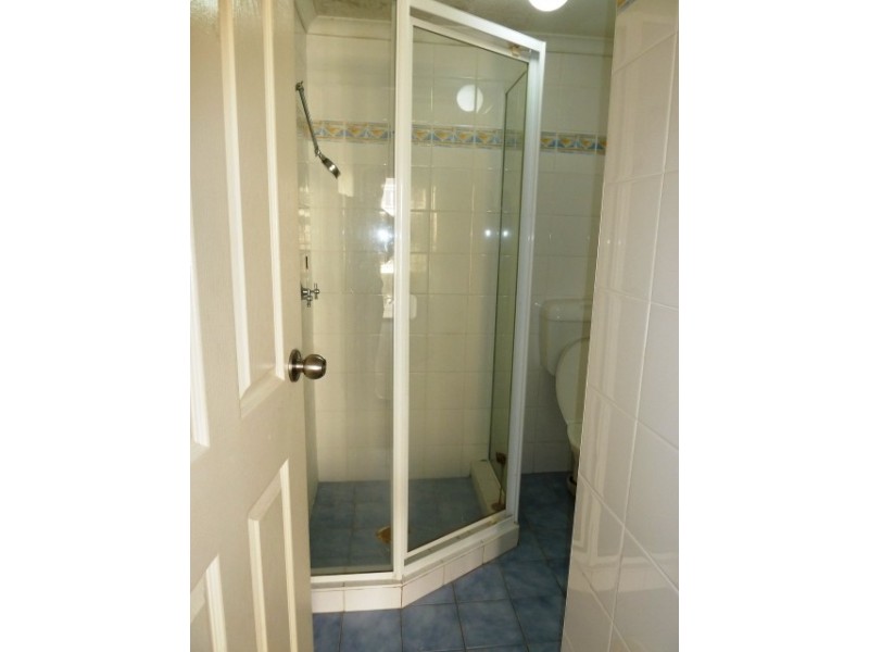 4/1 Hillview St, Roselands NSW 2196