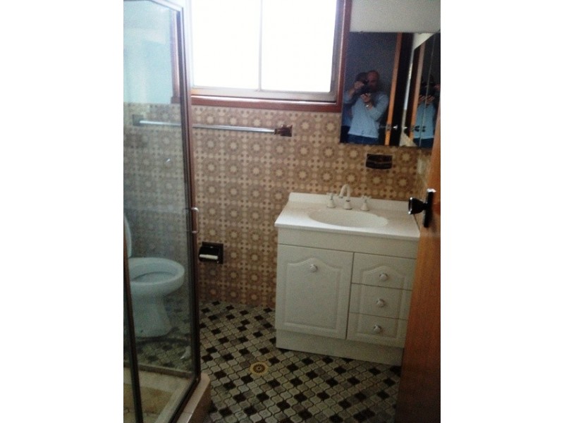 * Carwar ave, Carss Park NSW 2221