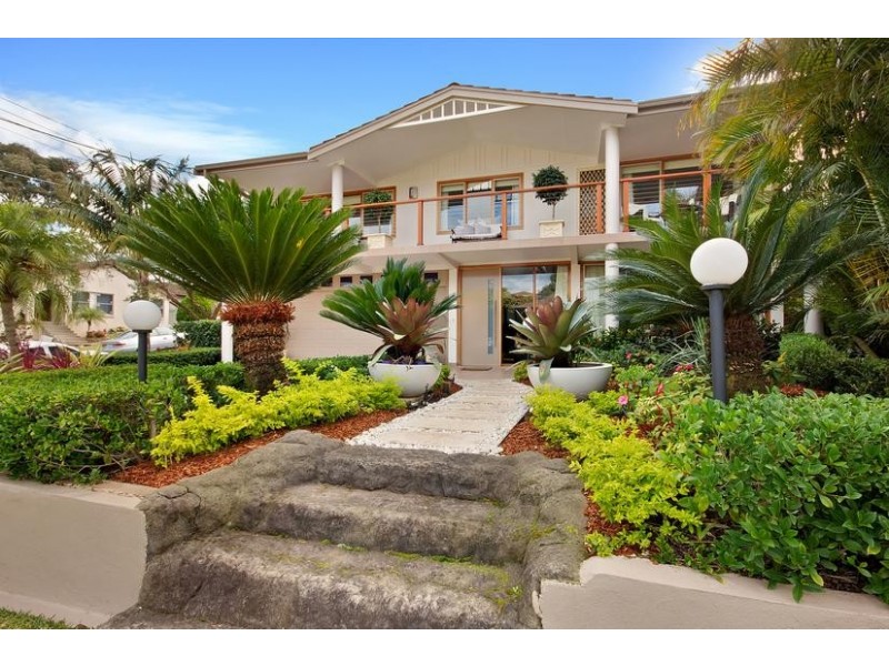 13 Lincoln Road, Georges Hall NSW 2198