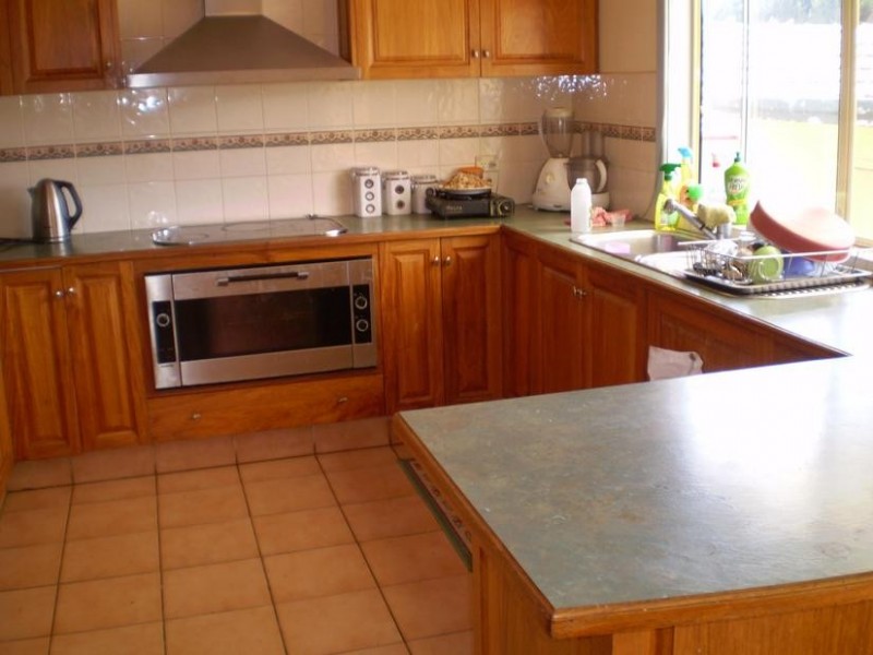 8 Russell Street, Greenacre NSW 2190