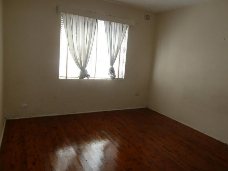 1/3 McCourt St, Lakemba NSW 2195