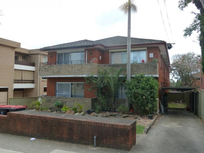 8/115 YANGOORA RD, Lakemba NSW 2195