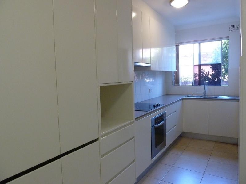 4/4 GARRONG ROAD, Lakemba NSW 2195