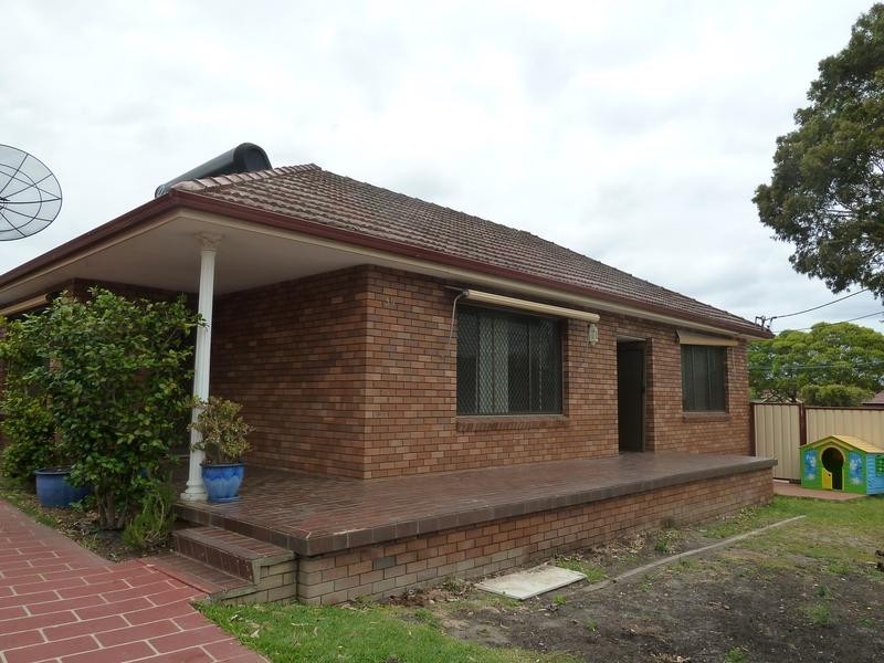 39 YARRAN ST, Punchbowl NSW 2196