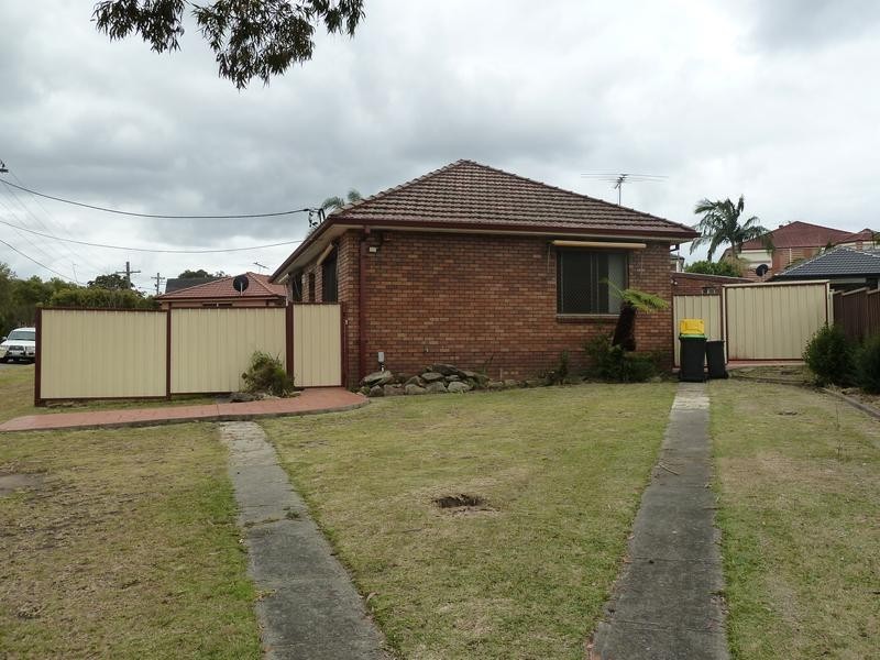 39 YARRAN ST, Punchbowl NSW 2196