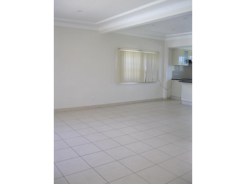 10 Buckland Street, Greenacre NSW 2190