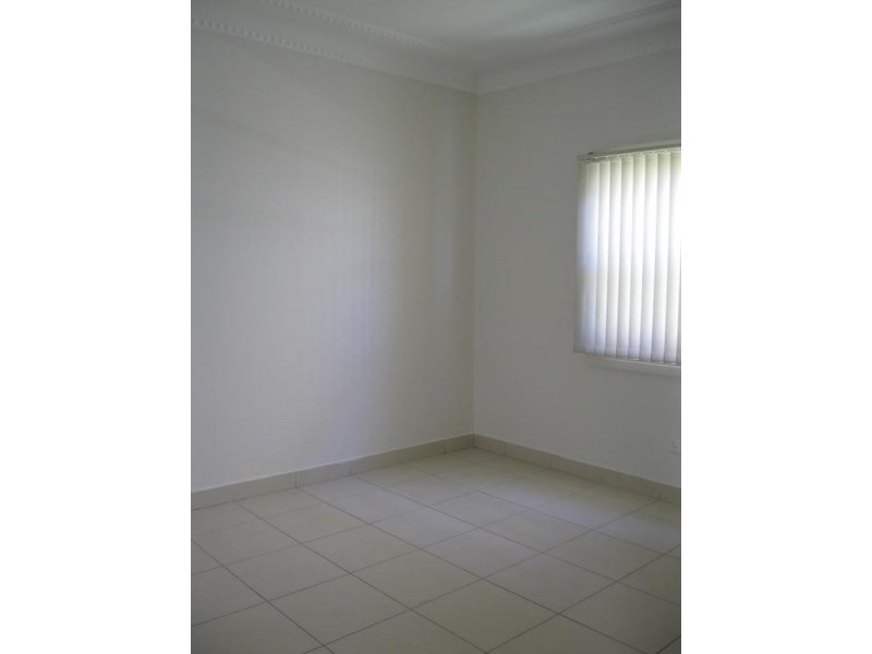 10 Buckland Street, Greenacre NSW 2190