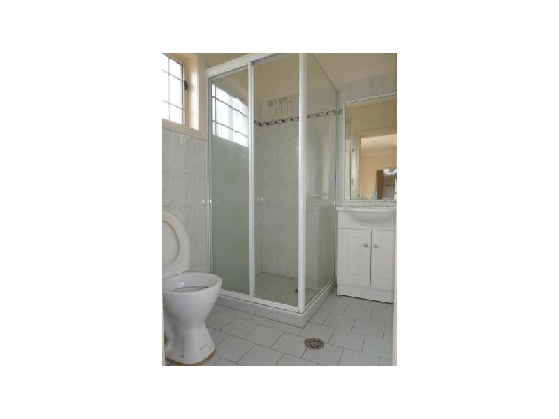 6/4 Roberts Road, Greenacre NSW 2190