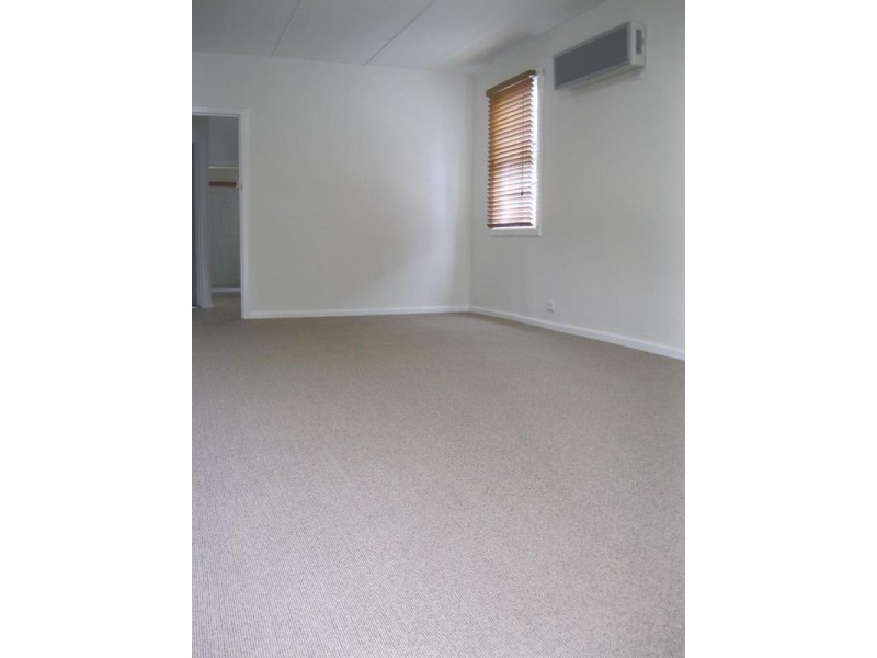 121 Lancaster Avenue, Punchbowl NSW 2196