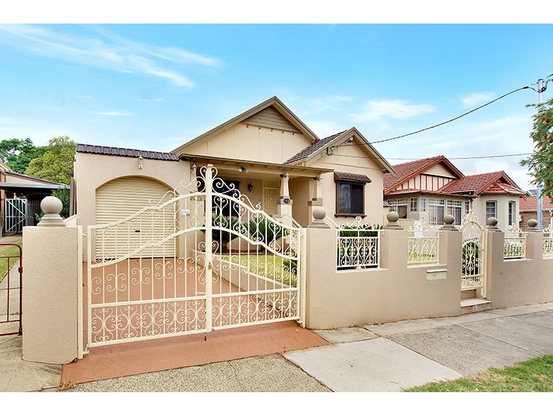 112 Yangoora Rd., Lakemba NSW 2195