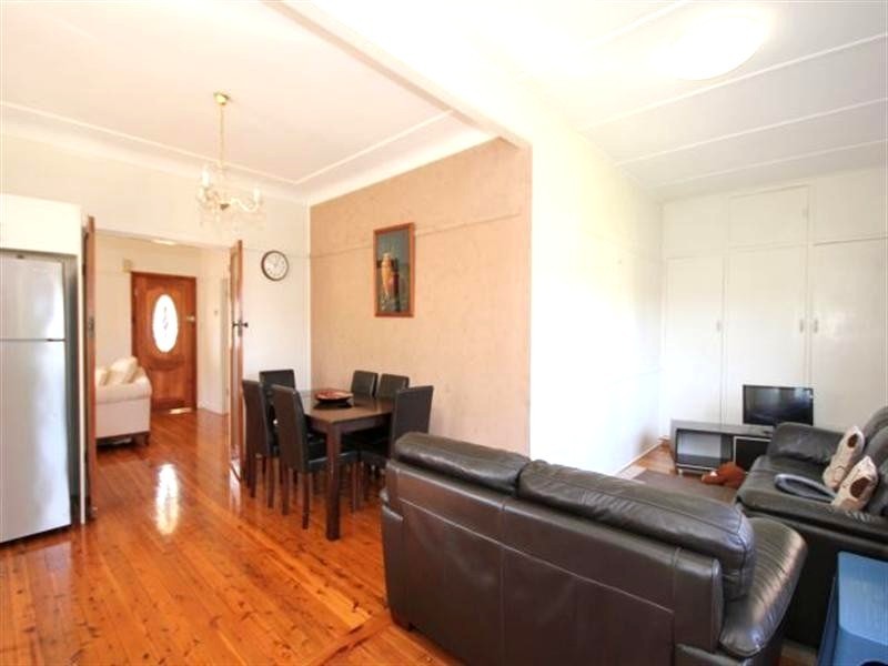 112 Hillcrest Ave., Greenacre NSW 2190