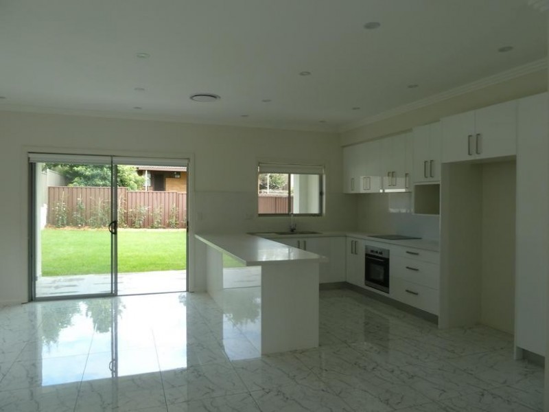 142 Maiden St., Greenacre NSW 2190