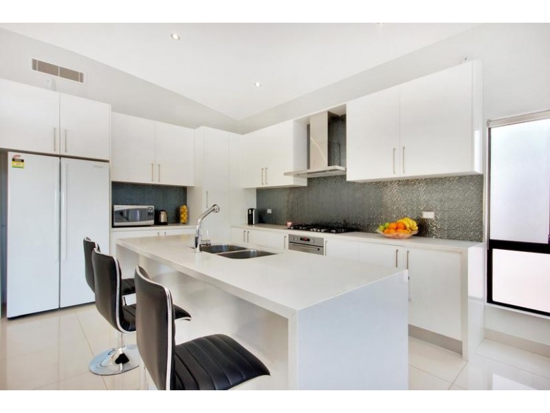 16 Shannon St., Greenacre NSW 2190