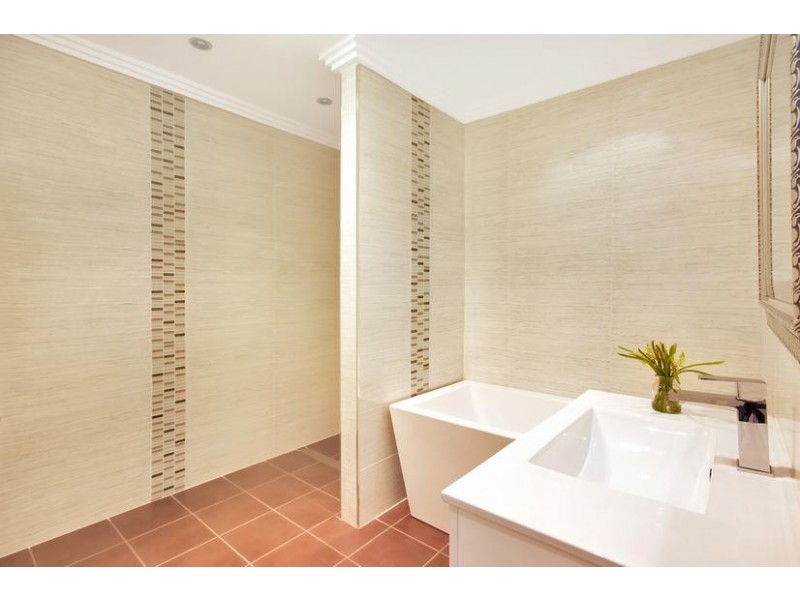 16 Shannon St., Greenacre NSW 2190