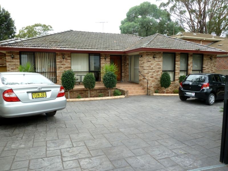 45 Surrey Ave., Georges Hall NSW 2198