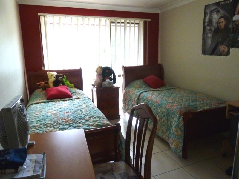 45 Surrey Ave., Georges Hall NSW 2198