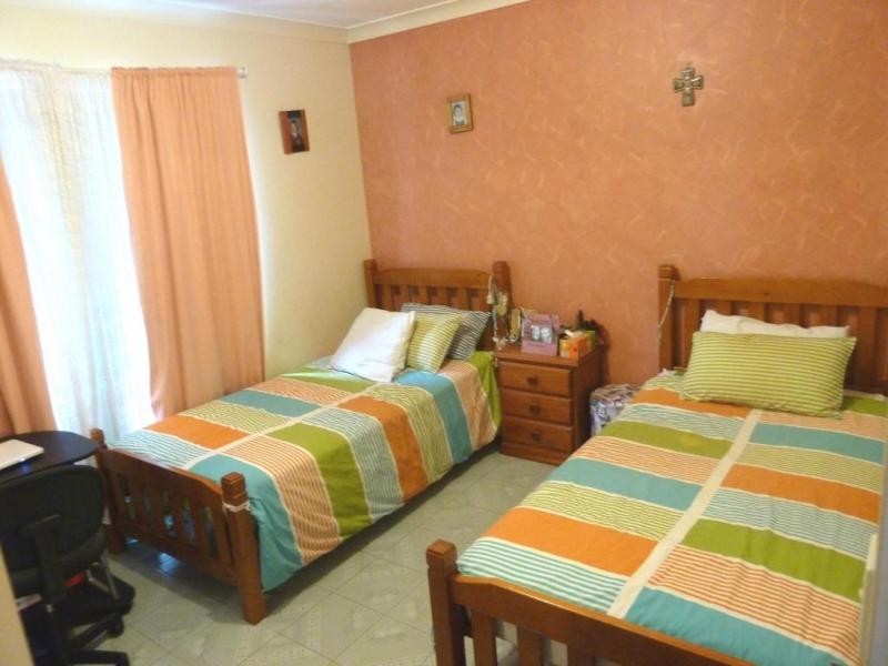 2/131 Boronia Rd., Greenacre NSW 2190