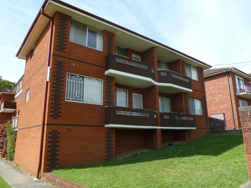 4/130 Ernest Street, Lakemba NSW 2195