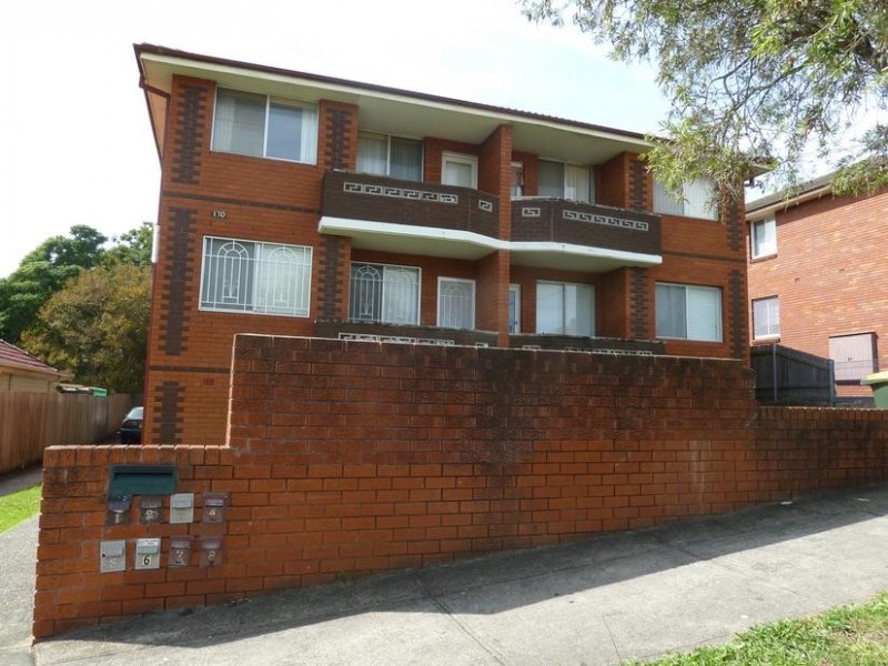 4/130 Ernest Street, Lakemba NSW 2195