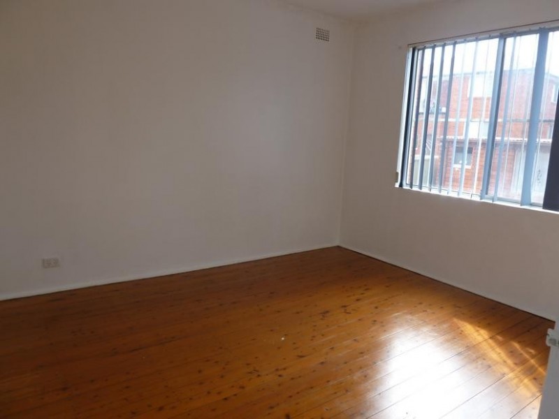 2/136 Sproule St., Lakemba NSW 2195