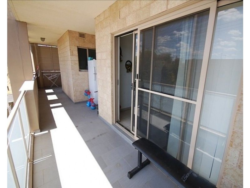 6/77 Bangor St., Guildford NSW 2161