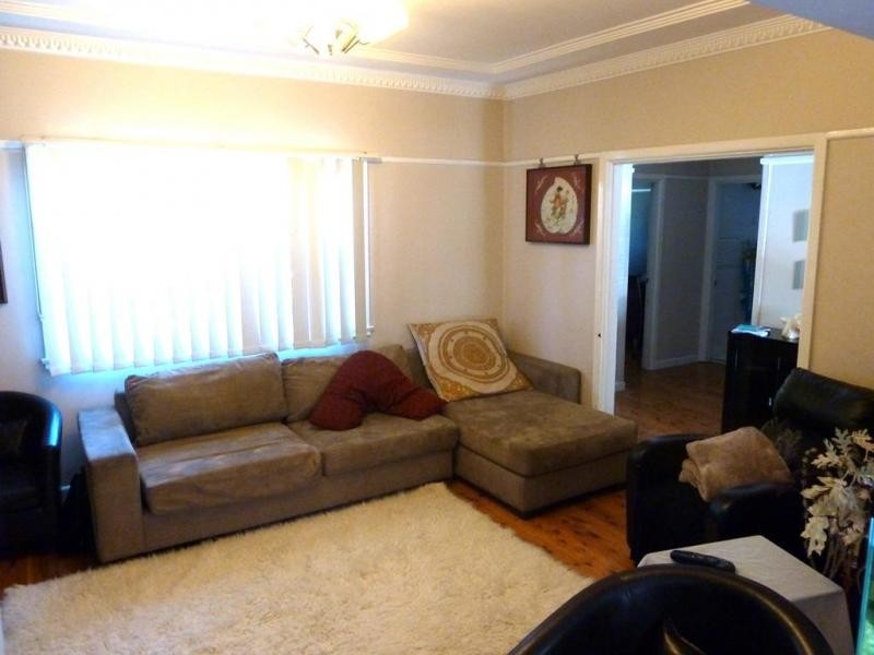 19 Daphne Ave., Bankstown NSW 2200