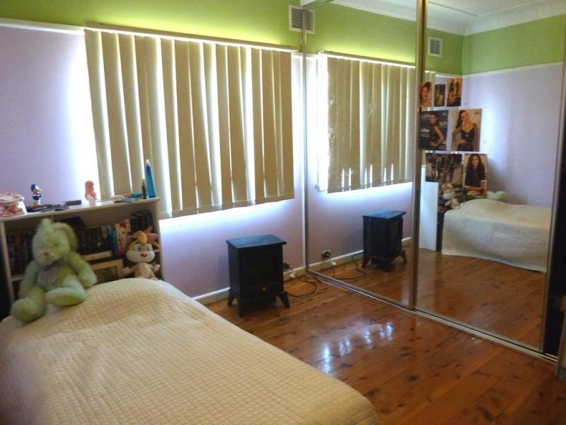 19 Daphne Ave., Bankstown NSW 2200