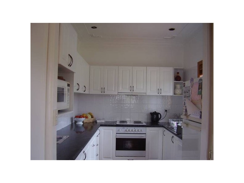 48 Greenacre Rd, Greenacre NSW 2190