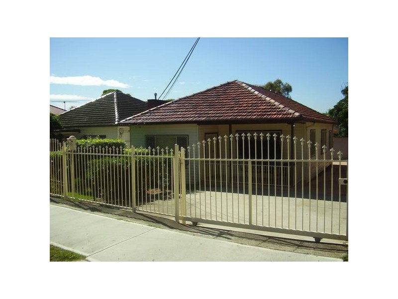 186 Northam Ave, Bankstown NSW 2200