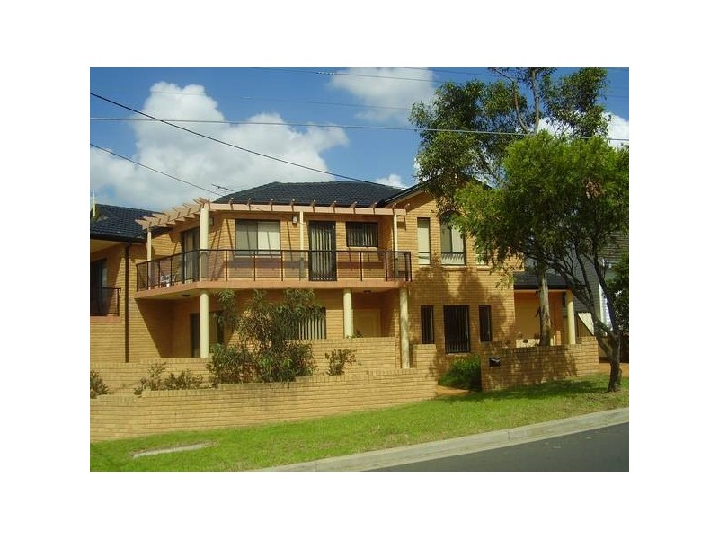 21 Lawford, Greenacre NSW 2190