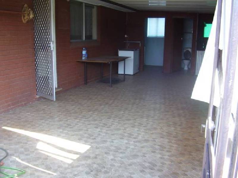 94 Roberts Rd, Greenacre NSW 2190