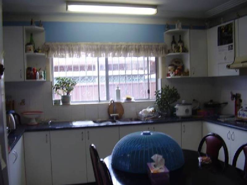 128 Boronia Rd, Greenacre NSW 2190