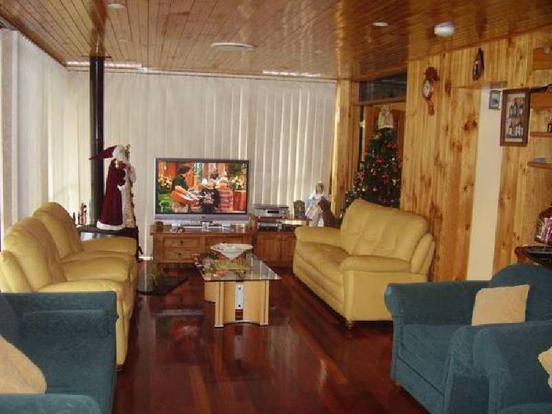 15 Bromley Ave, Greenacre NSW 2190