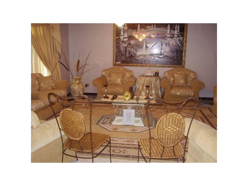 40 Hebe St, Greenacre NSW 2190