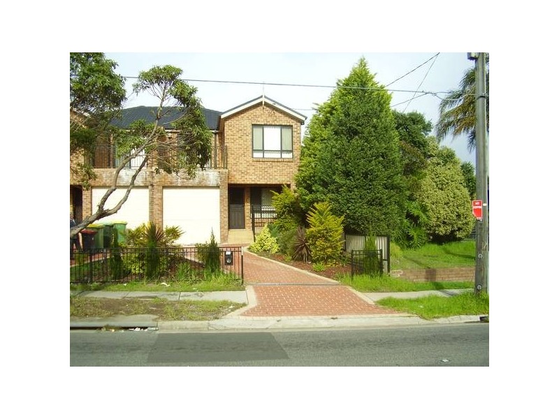 126a Juno Pde, Greenacre NSW 2190