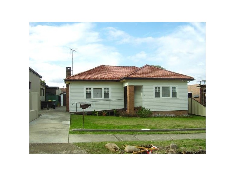 Buckland St, Greenacre NSW 2190