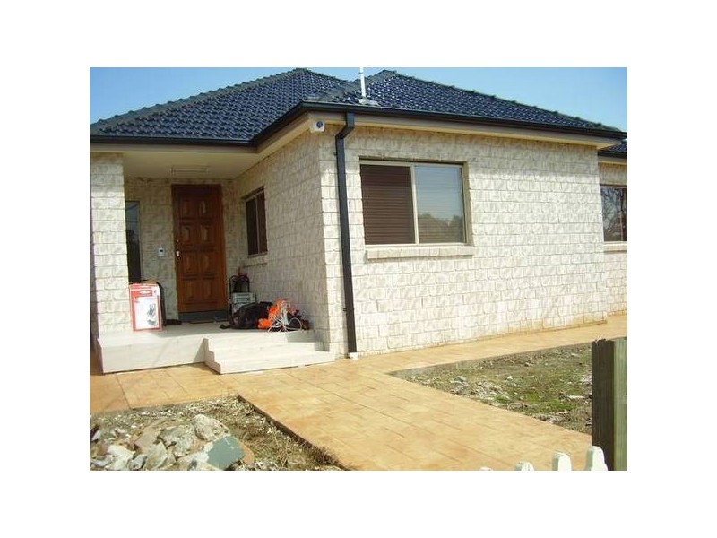 23 Renown Ave, Wiley Park NSW 2195