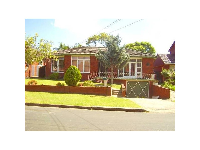 4 Bettina Cres, Greenacre NSW 2190