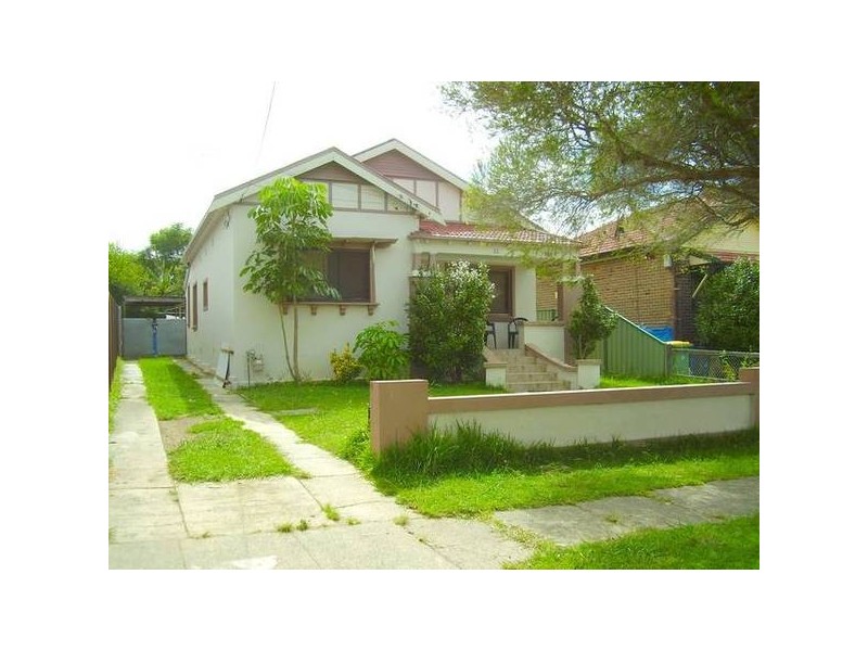 21 Yarran St, Punchbowl NSW 2196