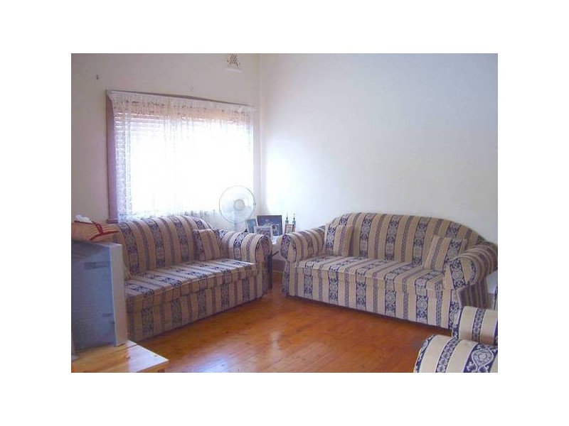 21 Yarran St, Punchbowl NSW 2196