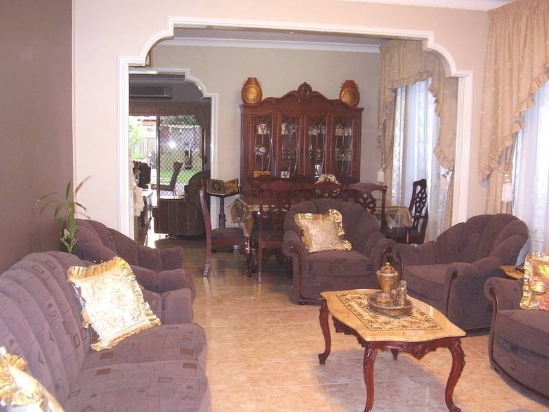 19 Wales St, Greenacre NSW 2190