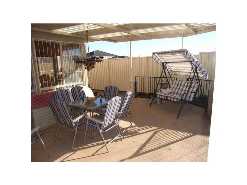 6 Terangle Place, Prestons NSW 2170